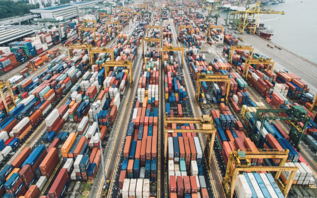 Transforming the Supply Chain Landscape with Blockchain